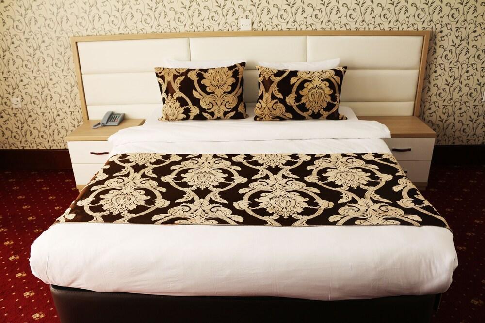 Baku Inn Hotel Екстериор снимка